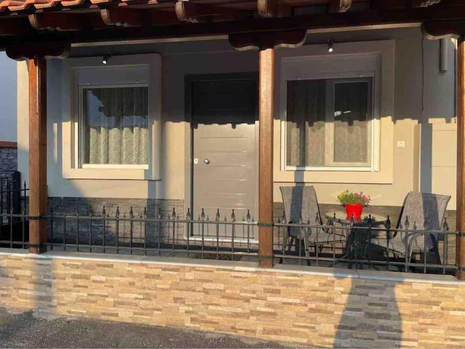 Vila Modern House In Stratoni Exteriér fotografie